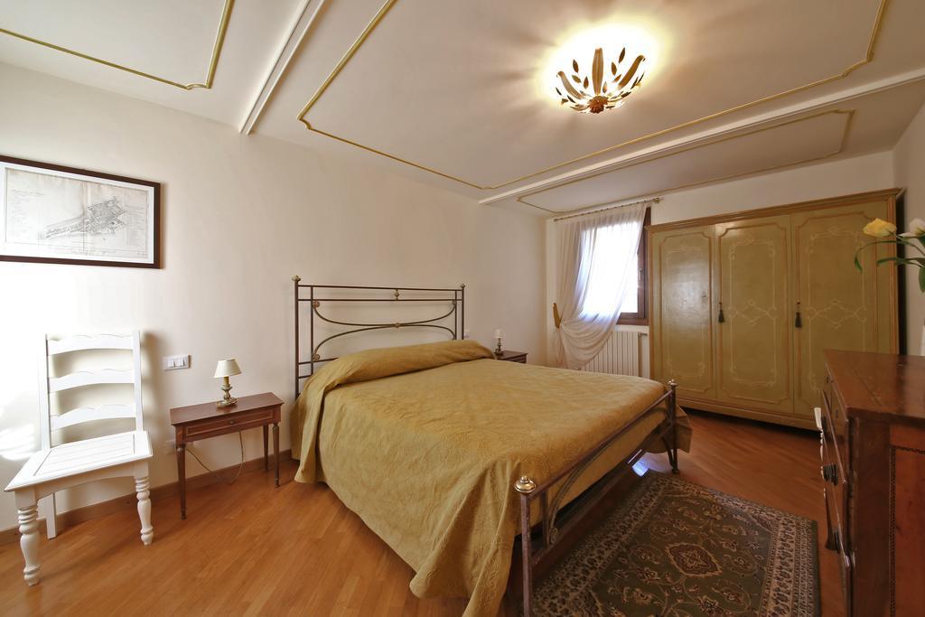 Appartamenti Inside Palazzo Foscarini Venedik Dış mekan fotoğraf